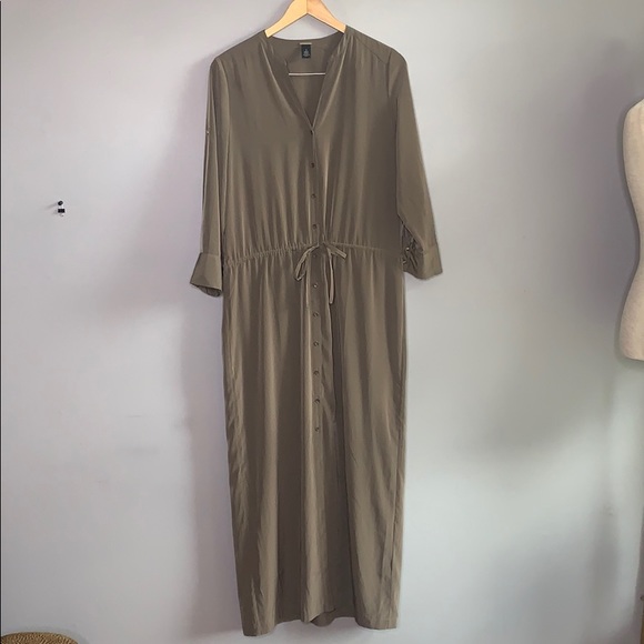 Chico's Dresses & Skirts - Chico's Maxi Khaki Brown Chic Maxi Dress Large